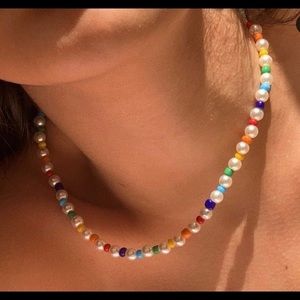 Pearl Colour Accented necklace